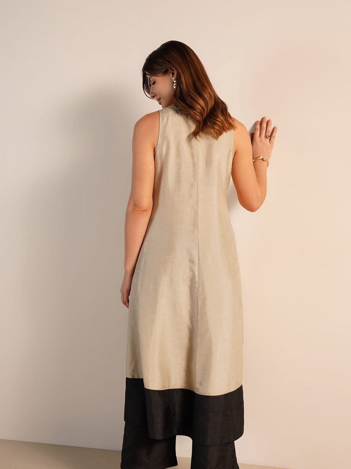 Silk Blend Colourblock A-Line Kurta Set - Cream and Black
