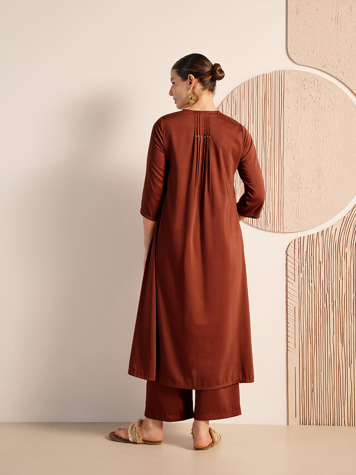Viscose Silk Floral V-Neck Kurta Set - Rust