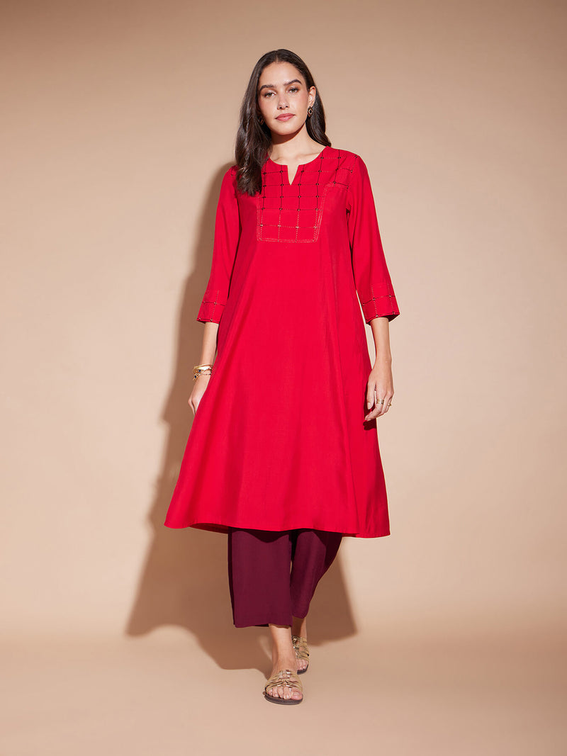 Viscose Solid Yoke Detail Kurta Set - Red & Maroon