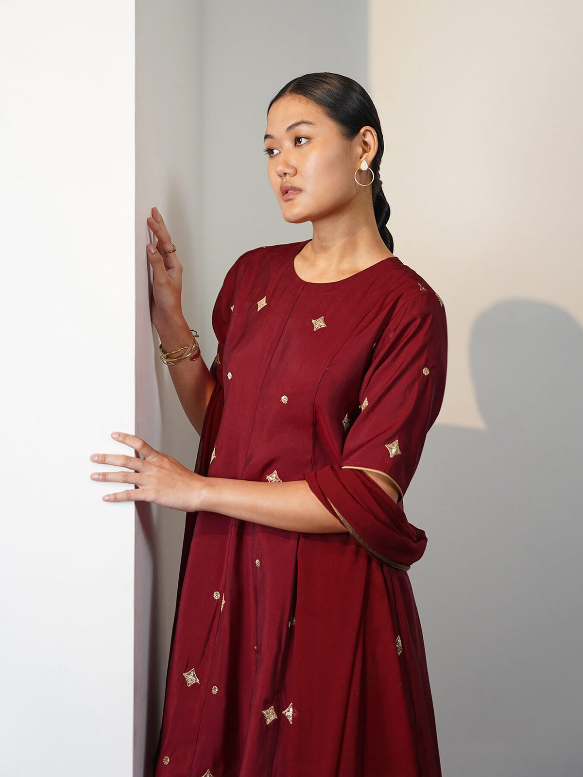 Viscose Silk Embroidered Kurta Set with Dupatta - Maroon