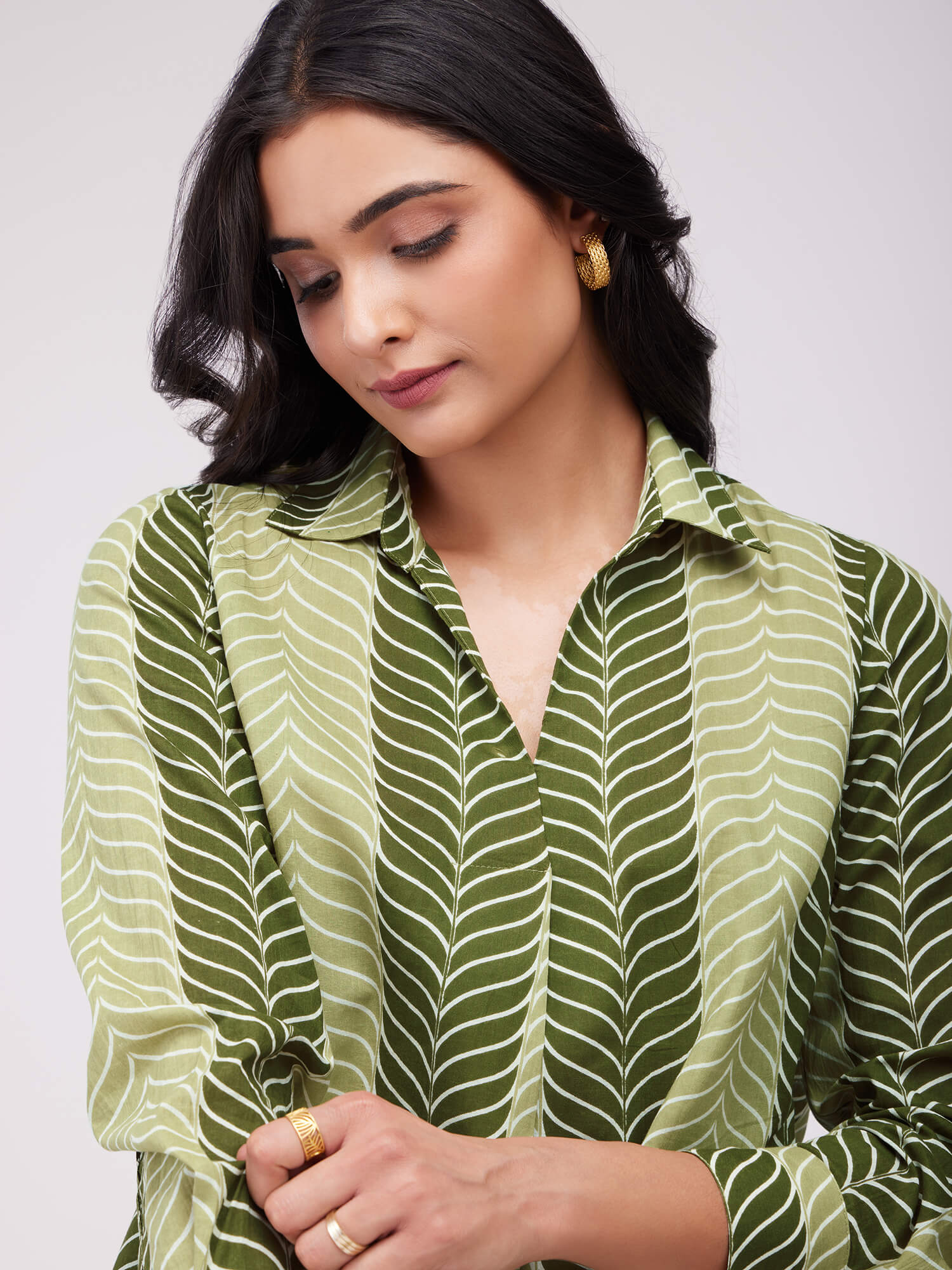 Cotton Leaf Striped Pleated Top - Olive