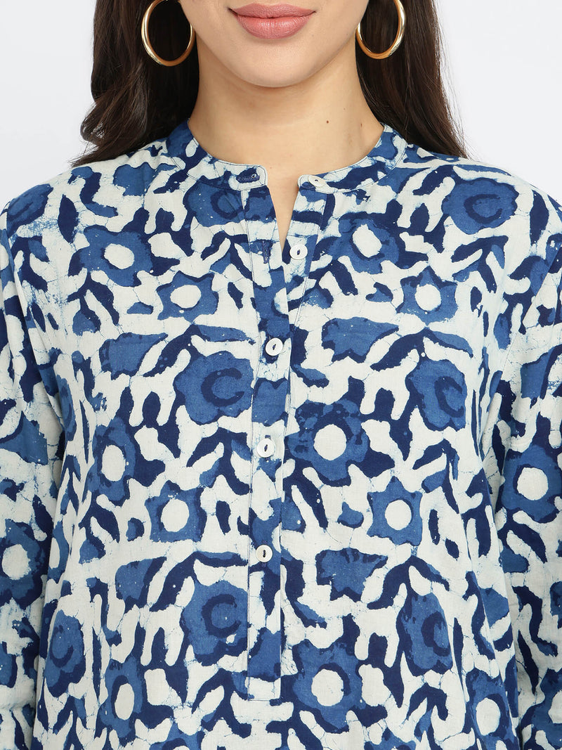 Cotton Dabu Floral Buttoned Top - Indigo