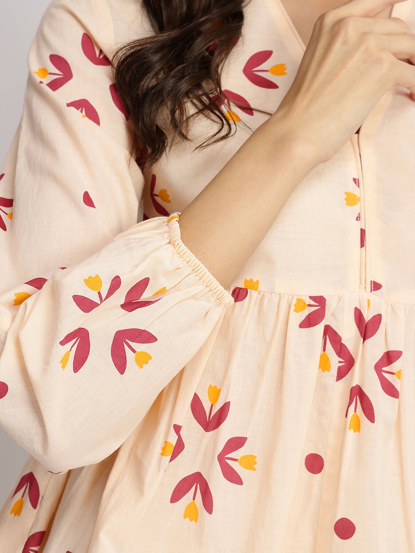 Cotton Floral Motif Top - Off-White & Red