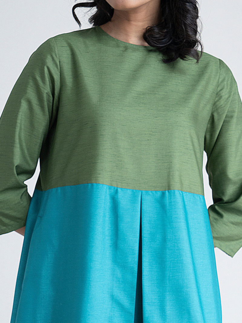 Buy Green And Teal Colour Block Pleated Dress Online | Pink Fort