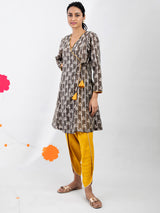 Buy Grey Floral Chanderi Gota Kurta Online | Marigold