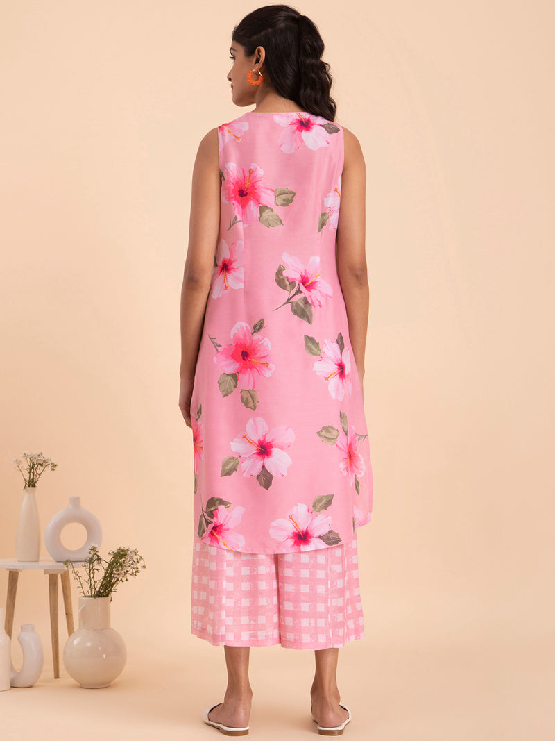 Buy Pink Floral and Check Muslin Kurta Set Online | Pink Fort