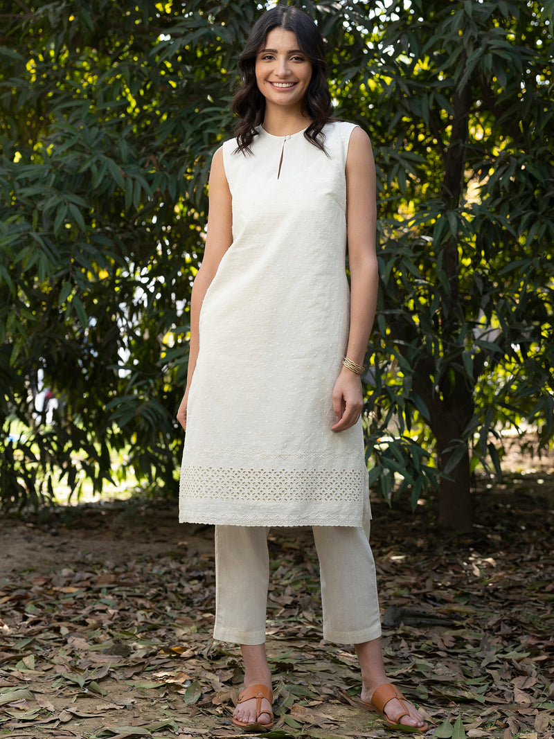 Buy Cream Sleeveless Cotton Schiffli Straight Kurta Set Online | Pink Fort